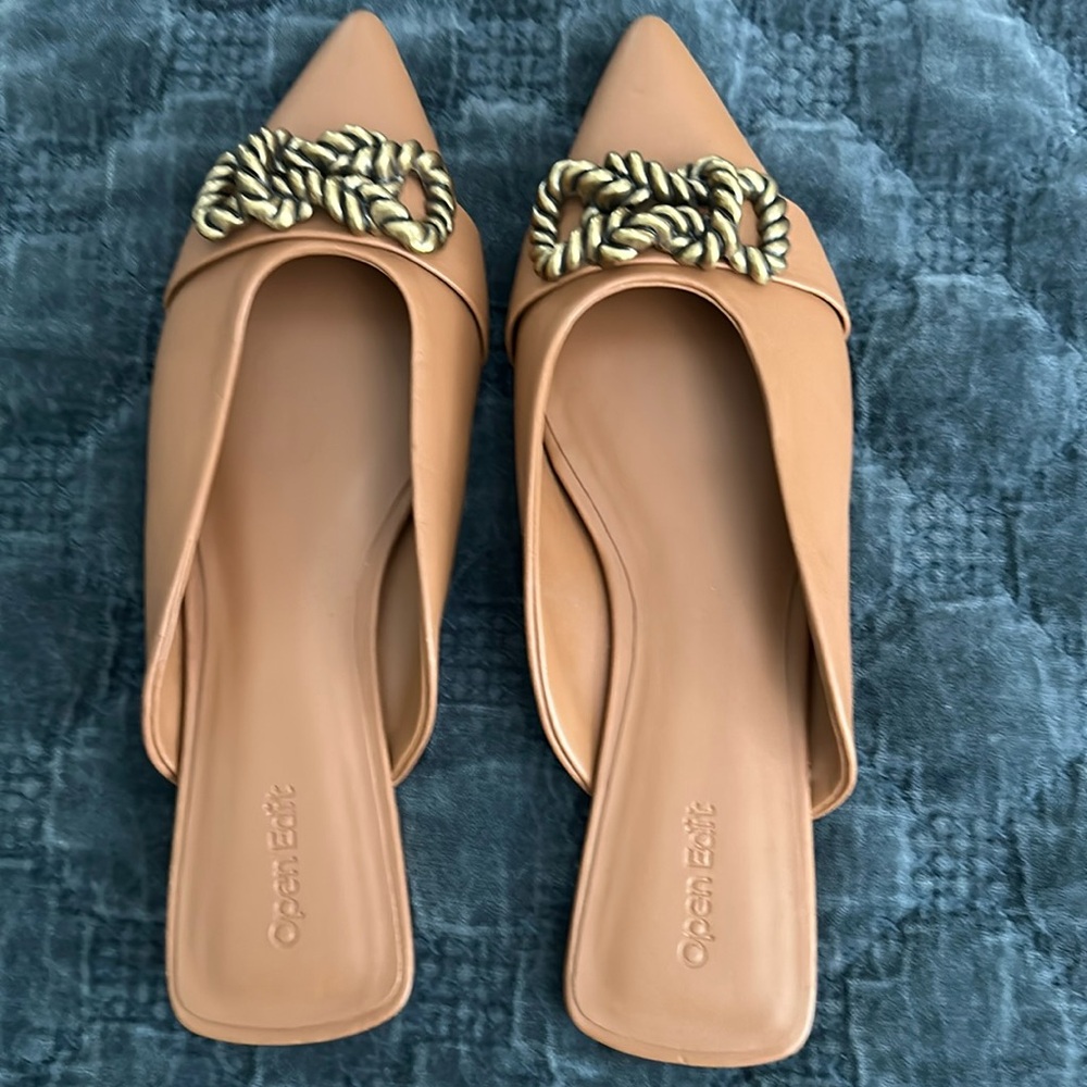 Trendy Open Edit mules, never worn